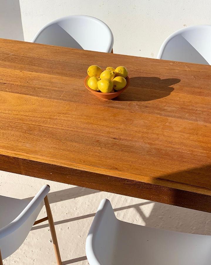 Serifos Olive Buitenkant foto